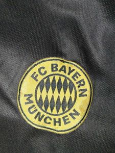 Bayern Munich jersey black golden