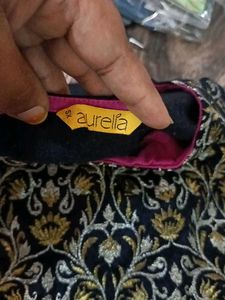 Embroidered  straight kurti