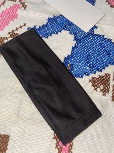 Black Headband - Comfortable & Versatile.NOT USED