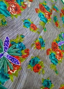 Off White And Sea Green Coloured Saree