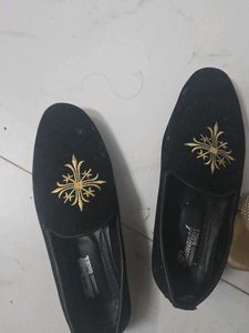 Elegant Black Loafers with Gold Embroidery