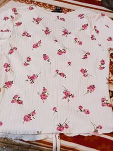 New Look Floral V-Neck Top