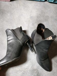 Black Pointed-Toe Stiletto Ankle Boots