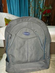 SET OF 4 USABLE HIGH QUALITY Backpack