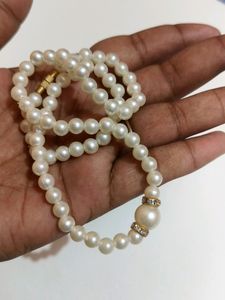 White Pearl Necklace Set