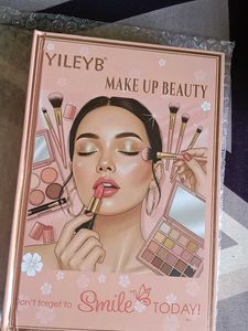 Yileyb Make up book All in one