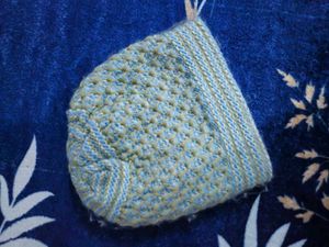 Knitted winter beanie caps for women 🤍