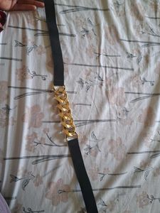 Chunky Gold Chain Belt
