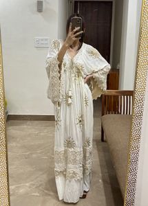 WHITE BOHEMIAN BATWING SLEEVES MAXI DRESS