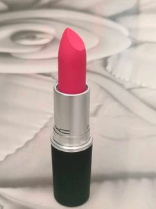 MAC Powder Kiss Lipstick 😍❤️