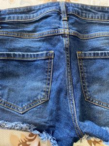 Stylish Denim Shorts with Lace-Up Detail