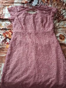 Elegant Pink Lace Mini Dress