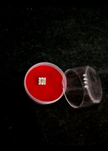 Diamond Gold Nosepin 18c