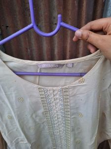 Elegant Embroidered Kurta