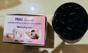 Hair Scalp Massager Shampoo Brush New With Tag