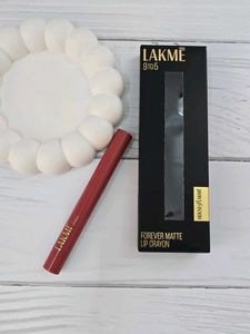 Lakme 9 to 5 Forever Matte Lip Crayon