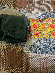 Stylish Women's Jeans & Floral Crop Top Set