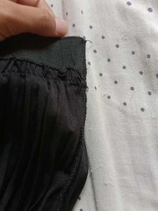 Elegant Pleated Maxi Skirt