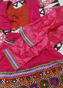 Embroidered Lehenga Choli Set garba