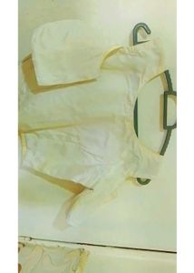 🤍Elegant White Blouse v cut shoulders🫰🏻👌🏻