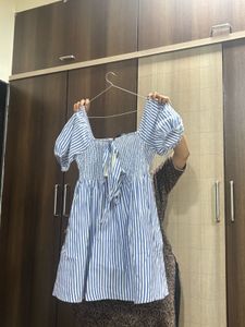 Blue  Puff Sleeve Dress ( m size )