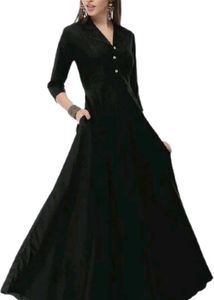 black long dress with pocket