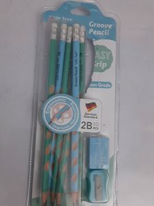 8  Ergonomic Pencils From Groove Improves Handwriting