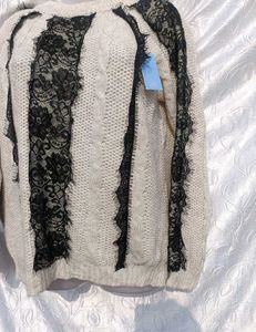 Lace Detail Knit Sweater