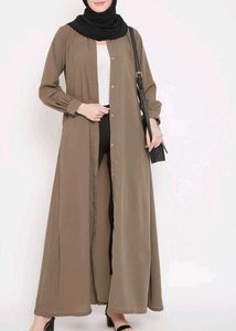 Elegant abaya with scarf