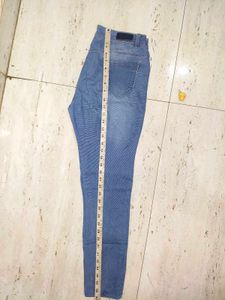 SkyBlue All-Season Women’s Denim 👖☀️❄️