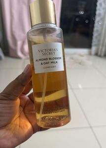 Victoria's Secret Almond Blossom Fragrance Mist