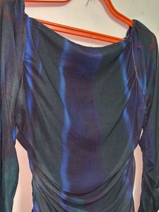 Mesh navy blue top