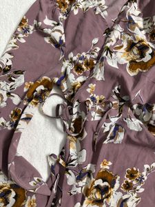 Chic Floral Print V-Neck Dress