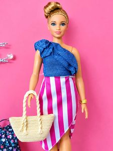 Rare Barbie Doll Fashionistas 102