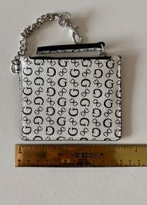 ORIGINAL- Guess Coin Wallet