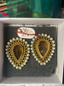 Earings