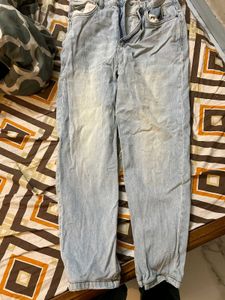 Mast & Harbour Light Wash Relaxed Fit Jeans