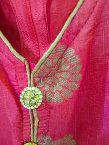 Elegant Pink Brocade Kurta