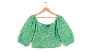 Green Eyelet Off-Shoulder Crop Top 💚
