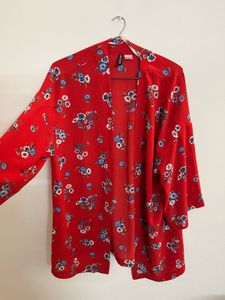 H&amp;M Chic Floral Kimono Top