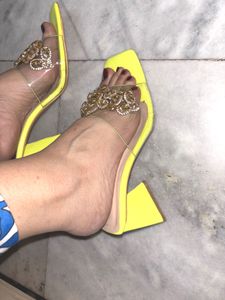 Neon Yellow Embellished heels(Rakhi Sale)