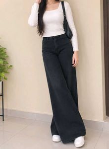 Women's Wide Leg Black Denim Jeans