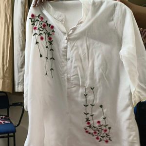 White Kurta with Floral Embroidery