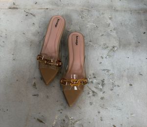 Chic Chain Detail Pointed Toe Mules