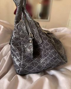 Vintage Guess Grey Croc Embossed Shoulder Bag y2k