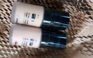 The DermaCo 2%niacinamide High coverage Foundatio
