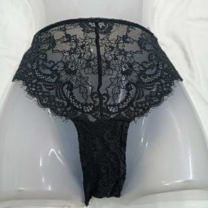 Elegant Black🪔 Lace Thong Briefs