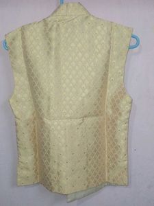 Elegant Ethnic Sleeveless Jacket