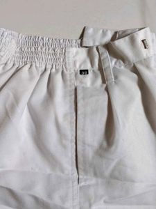 White School pant for