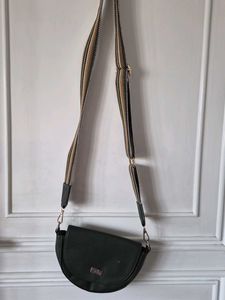 Stylish Half-Moon Crossbody Bag